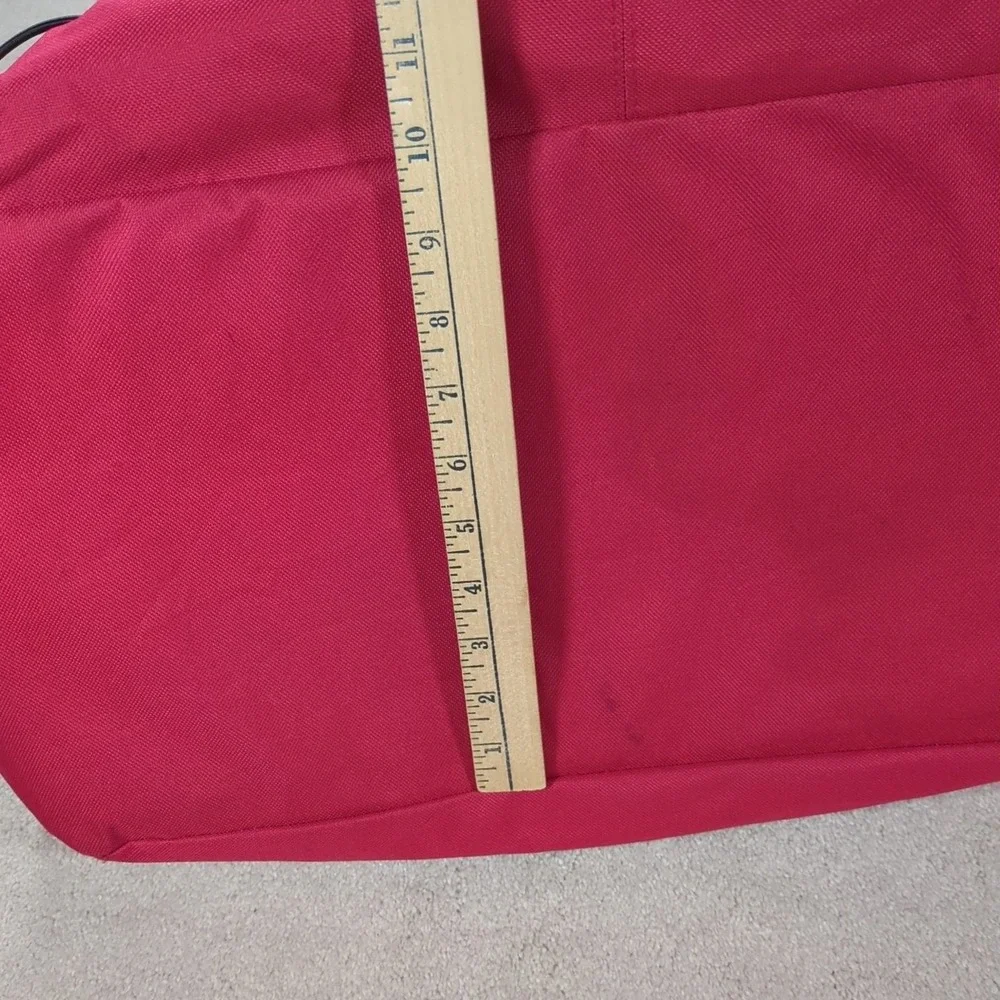 Snap-On Tools Duffle Style Gym Track Travel Bag Carry On Red/Black 20x10x10